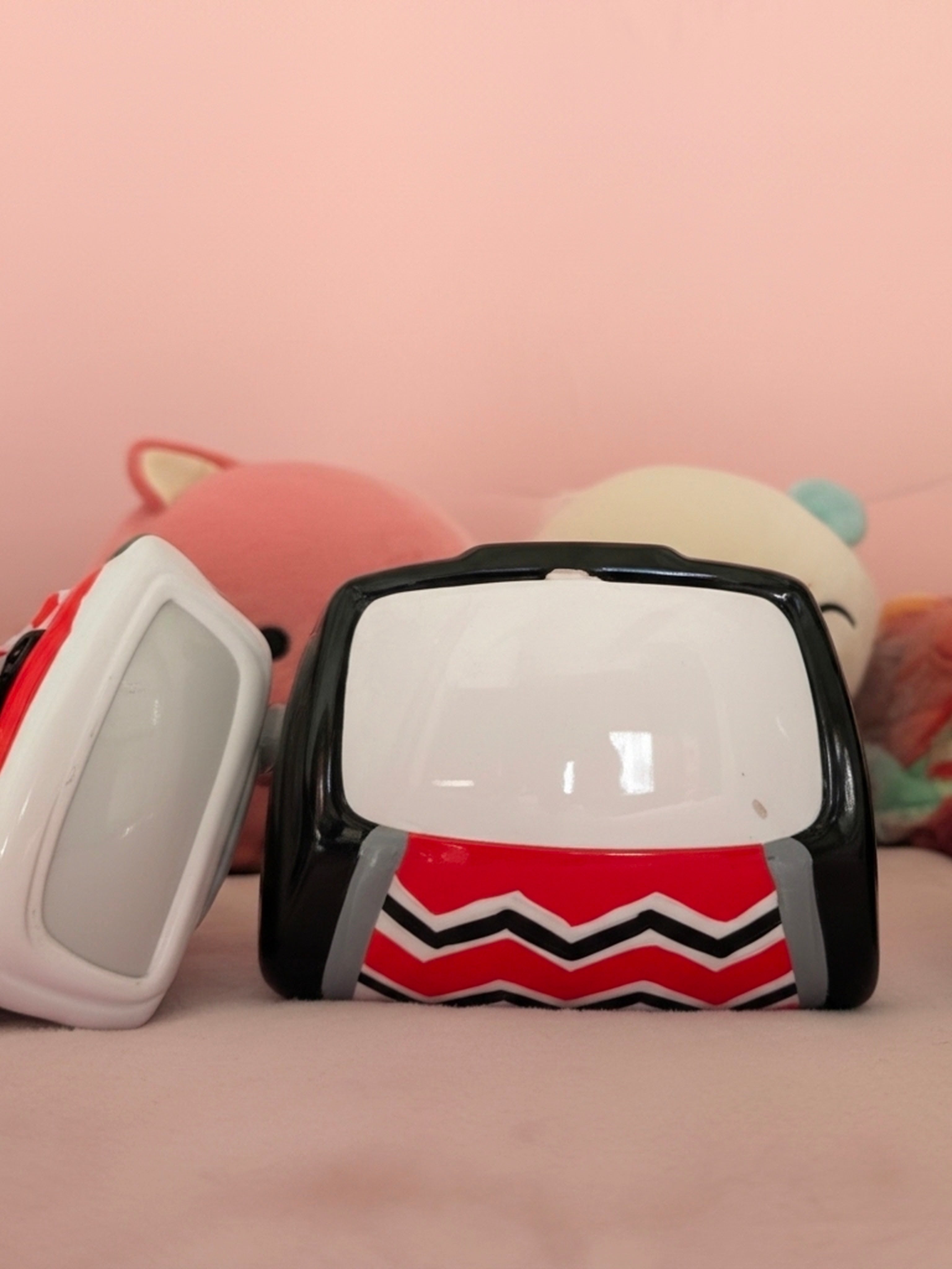 David's Cookie Jar Black and Red Purse